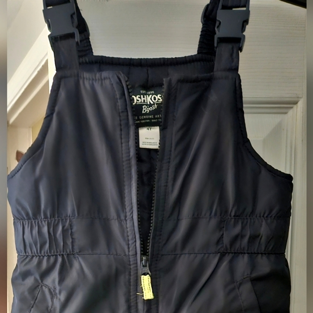Oshkosh 4T Snowpants
